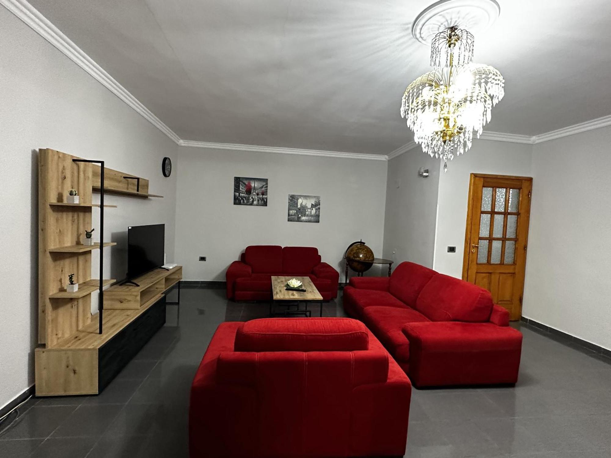 Tirana Treasure: Chic 2Br-Apartment 8Min To Skanderbeg Place Экстерьер фото