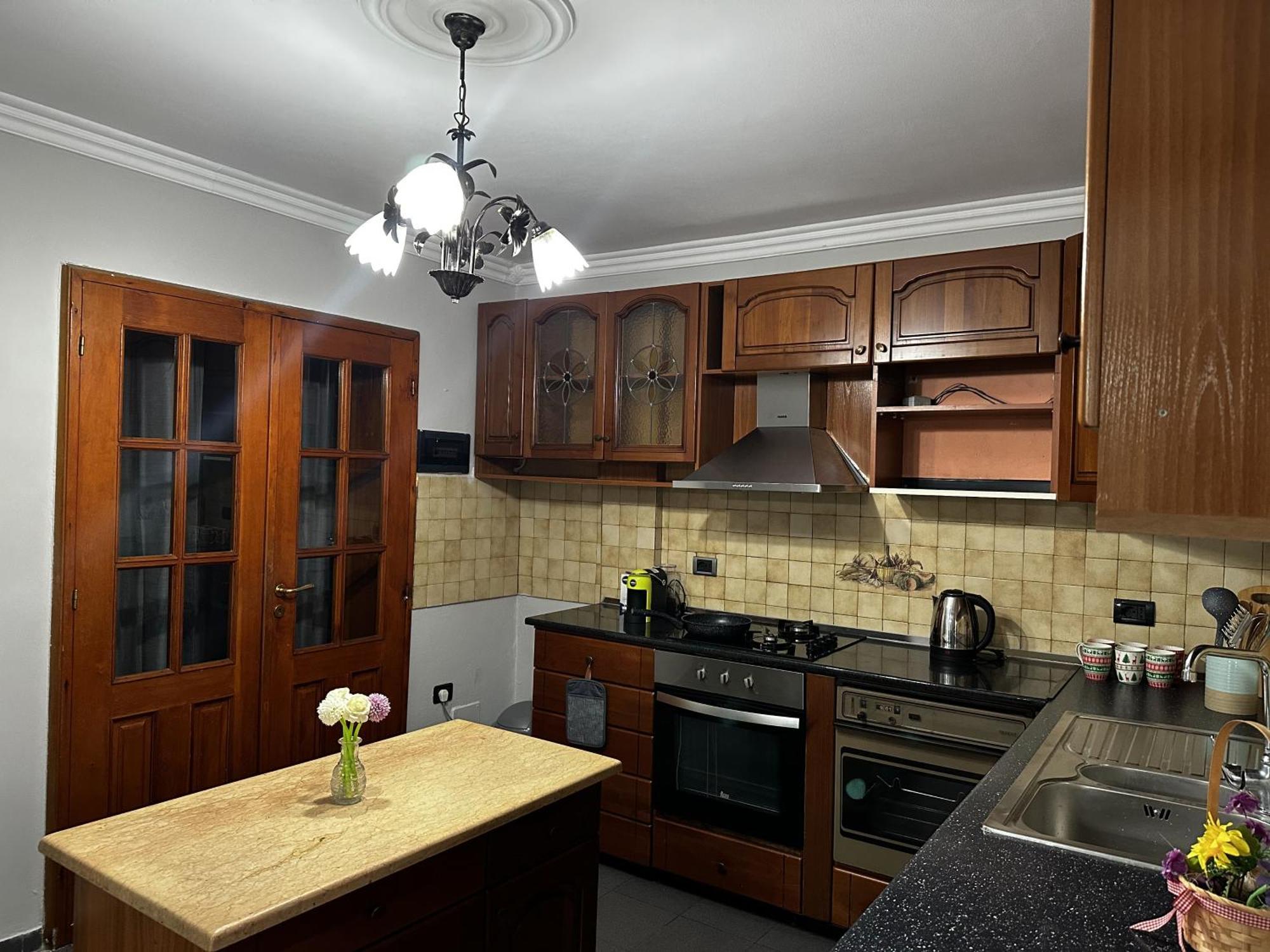 Tirana Treasure: Chic 2Br-Apartment 8Min To Skanderbeg Place Экстерьер фото