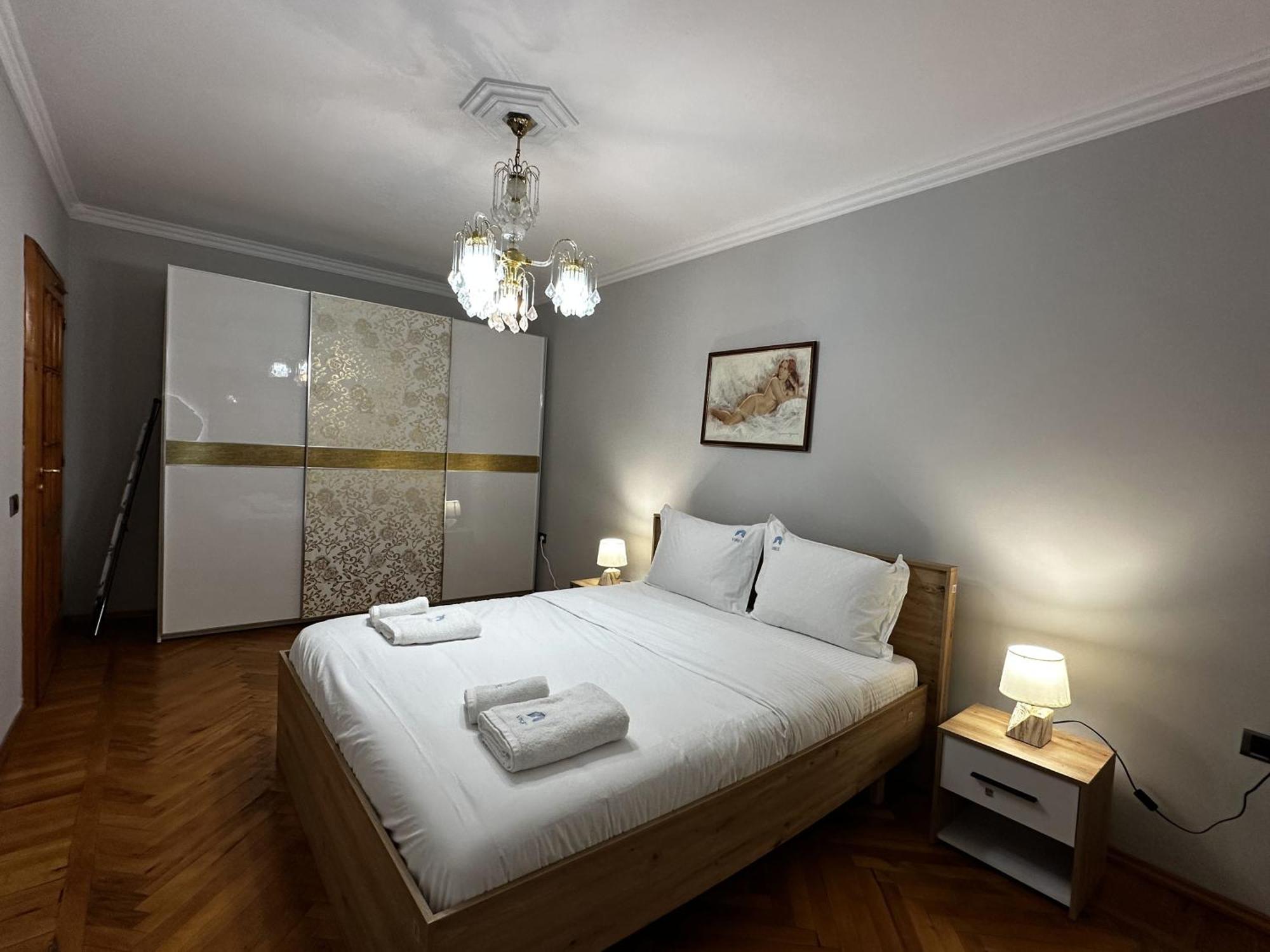 Tirana Treasure: Chic 2Br-Apartment 8Min To Skanderbeg Place Экстерьер фото